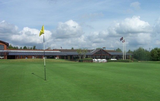 Golf for 2 at Dorset Golf Resort with Breakfast or Lunch