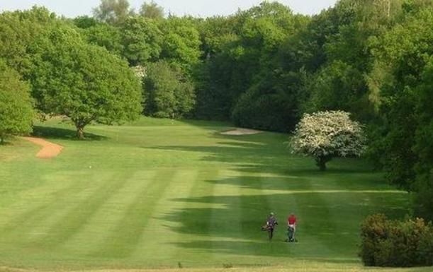 18 Holes Golf for 2 at Puttenham Golf Club in the Beautiful Surrey Countryside