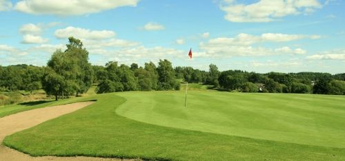 £16 for a golf day pass and a filled roll for one person, £27 for two people at Callander Golf Club - save up to 70%